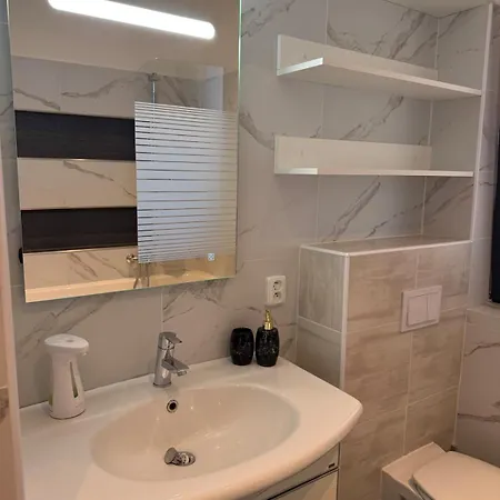 Tiny House, Renowned Location, 20 Minutes From Prague * Ritka