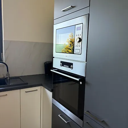 Tiny House, Renowned Location, 20 Minutes From Prague *